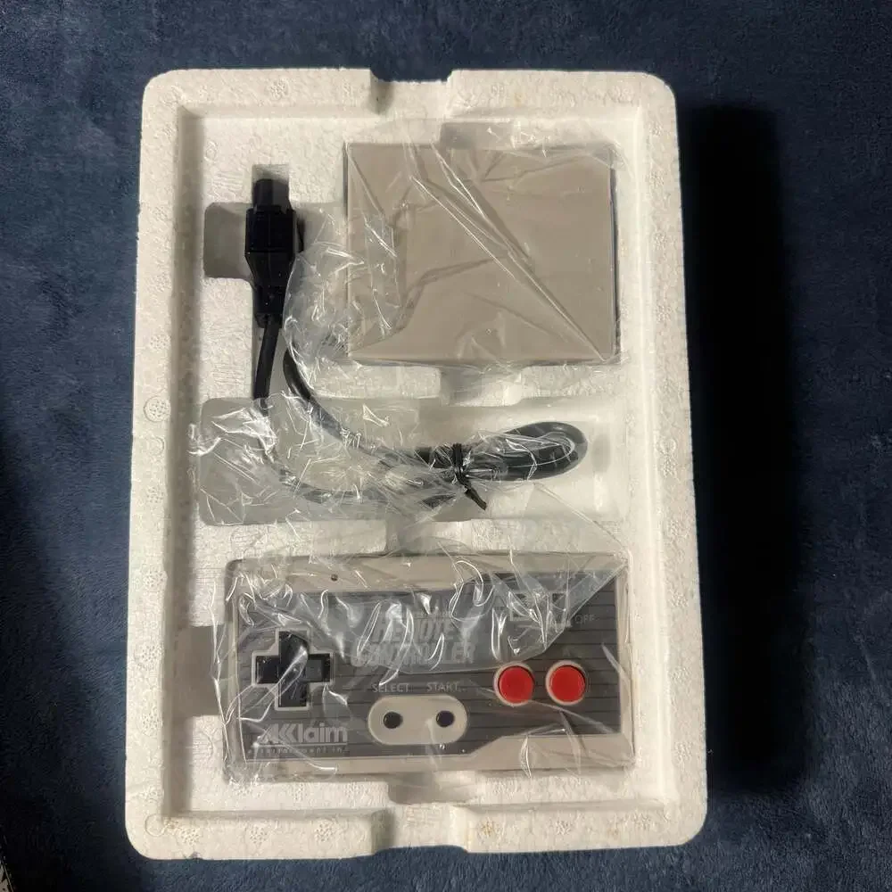 Acclaim Wireless Infrared Remote Controller for Nintendo Entertainment System